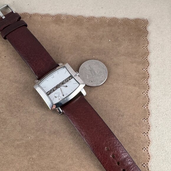 Vintage Fossil Snoopy limited edition #0471/2000 watch brown strap main image 6